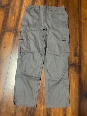 Gray Straight Leg Cargo Pants xl NWOT